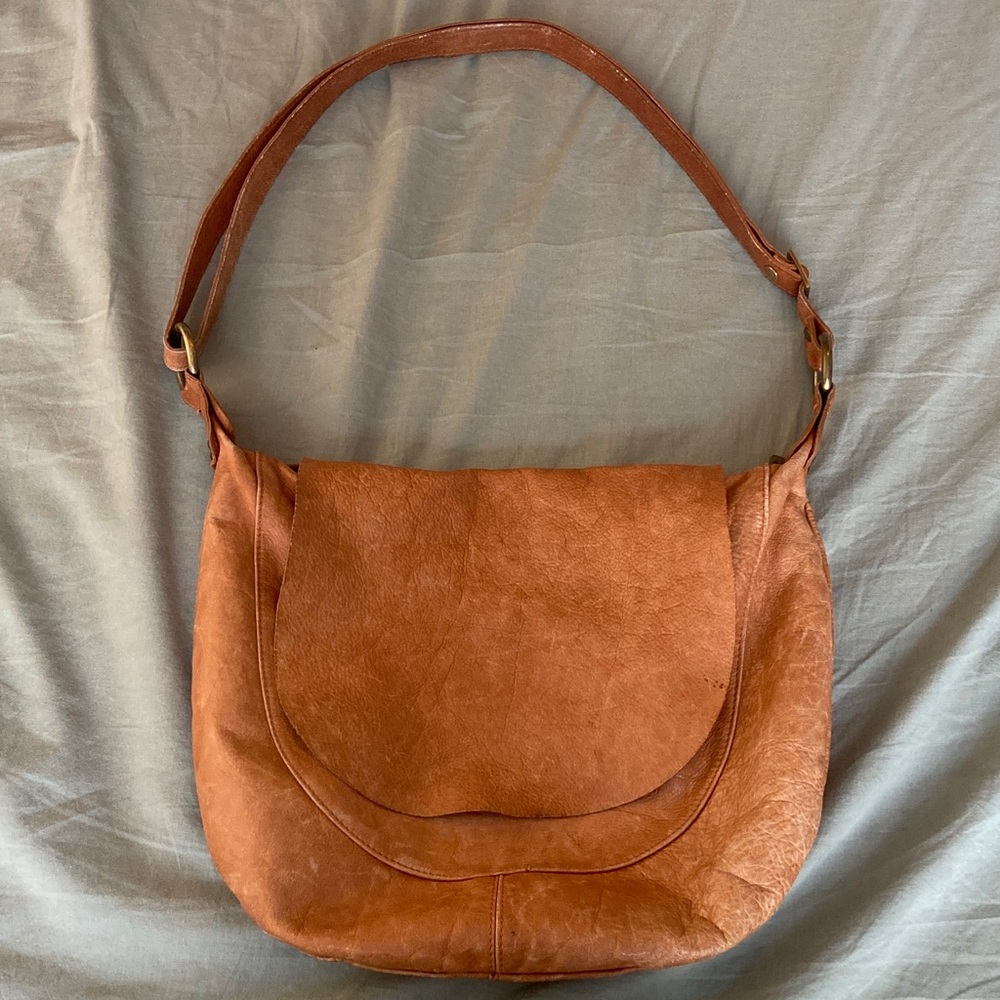 Elegant Boho Tan Leather Shoulder Bag